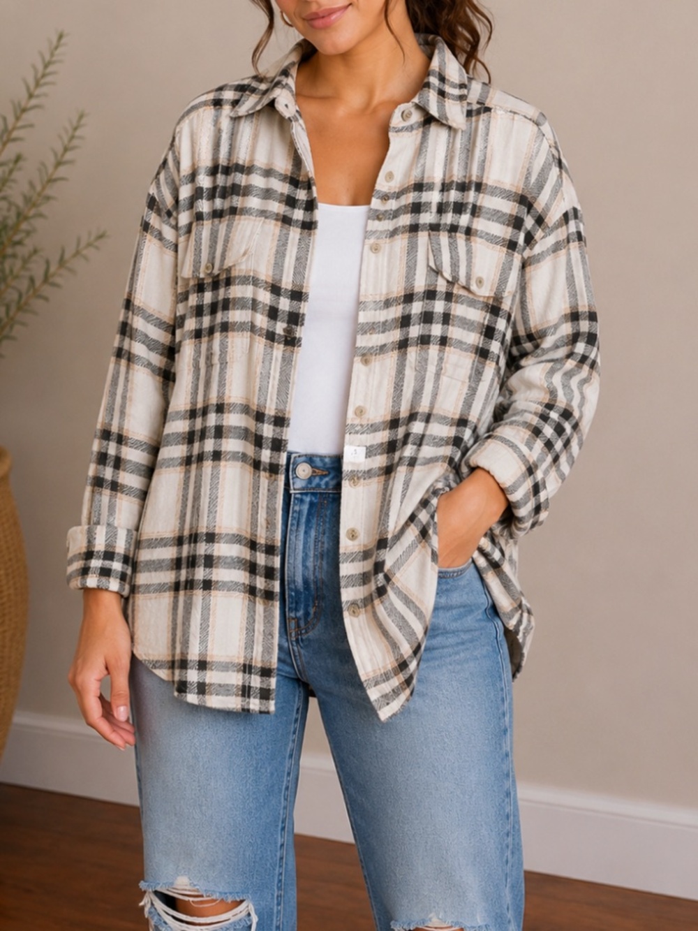 Old Navy Women’s Cream Plaid The Boyfriend Button-Down Flannel Top, size XL
